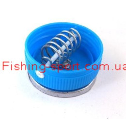 Кормушка "Крышка" пластик  40гр. (322670)